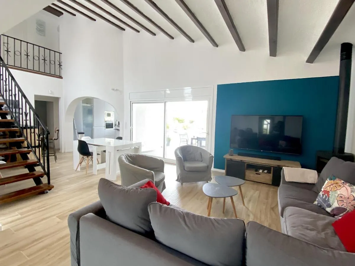 Semesterbostad Casa De Lujo Con Piscina Y Amarre Privados Ref 350 Villa Empuriabrava