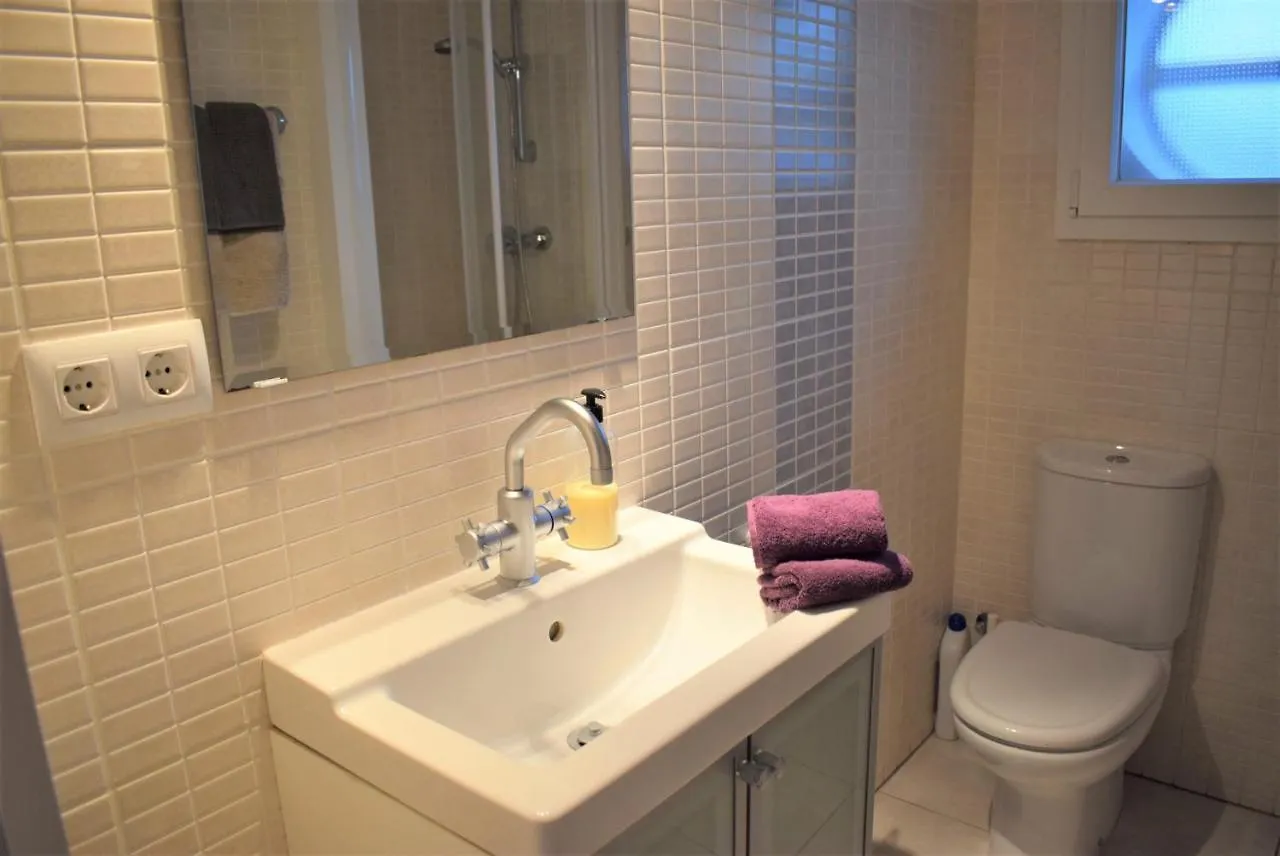 Semesterbostad Casa De Lujo Con Piscina Y Amarre Privados Ref 350 Villa Empuriabrava