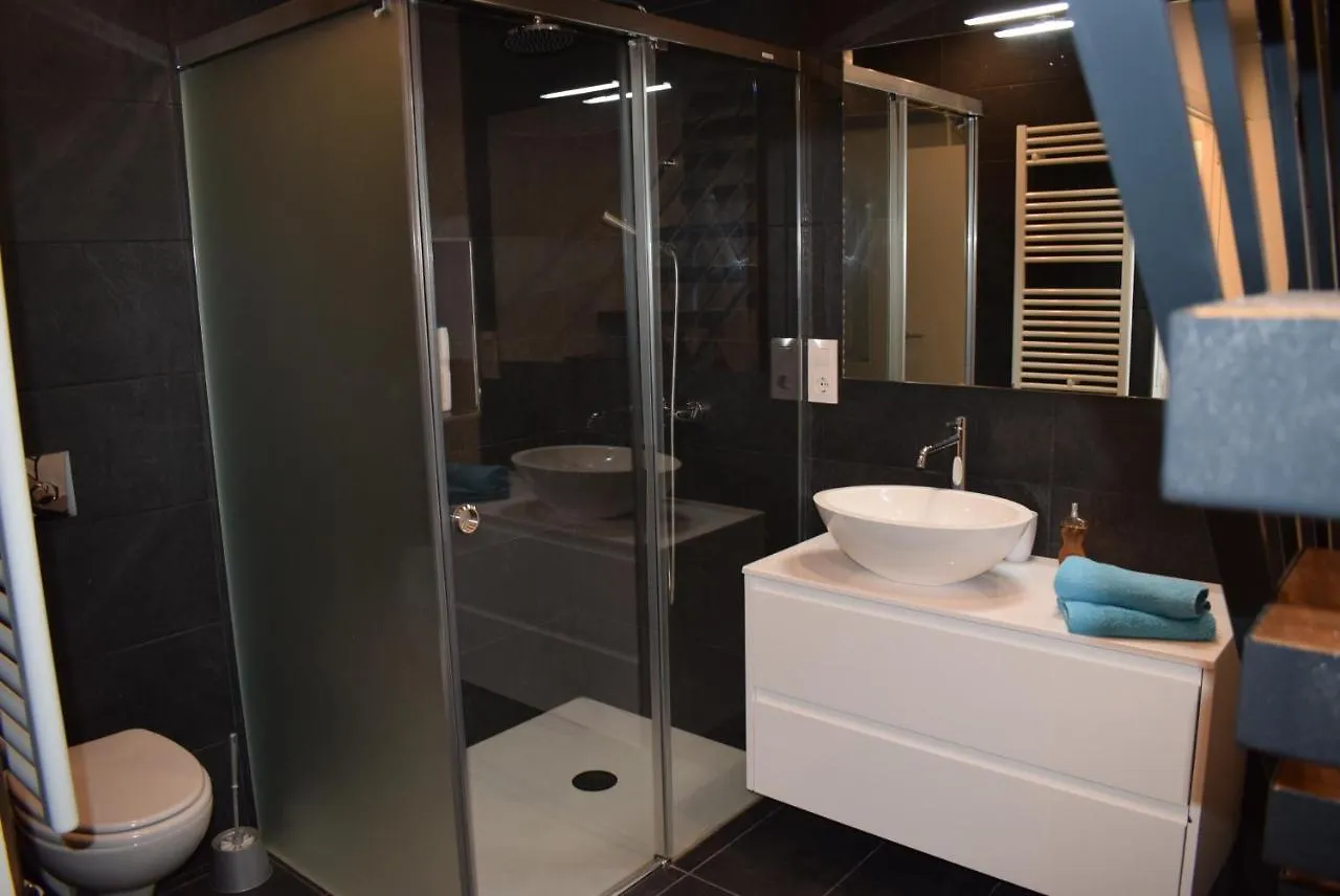 Casa De Lujo Con Piscina Y Amarre Privados Ref 350 Villa Empuriabrava 0*,  Spanien